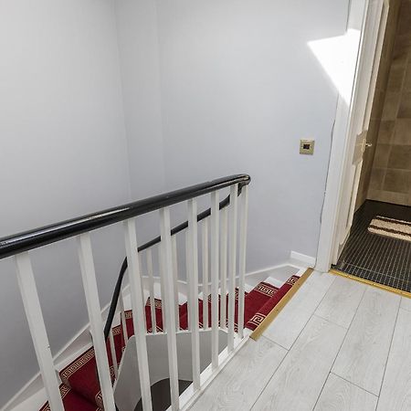 Gorgeous 4 Bedrooms Apartment Near Hyde Park And Oxford St Лондон Екстериор снимка