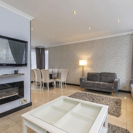 Gorgeous 4 Bedrooms Apartment Near Hyde Park And Oxford St Лондон Екстериор снимка