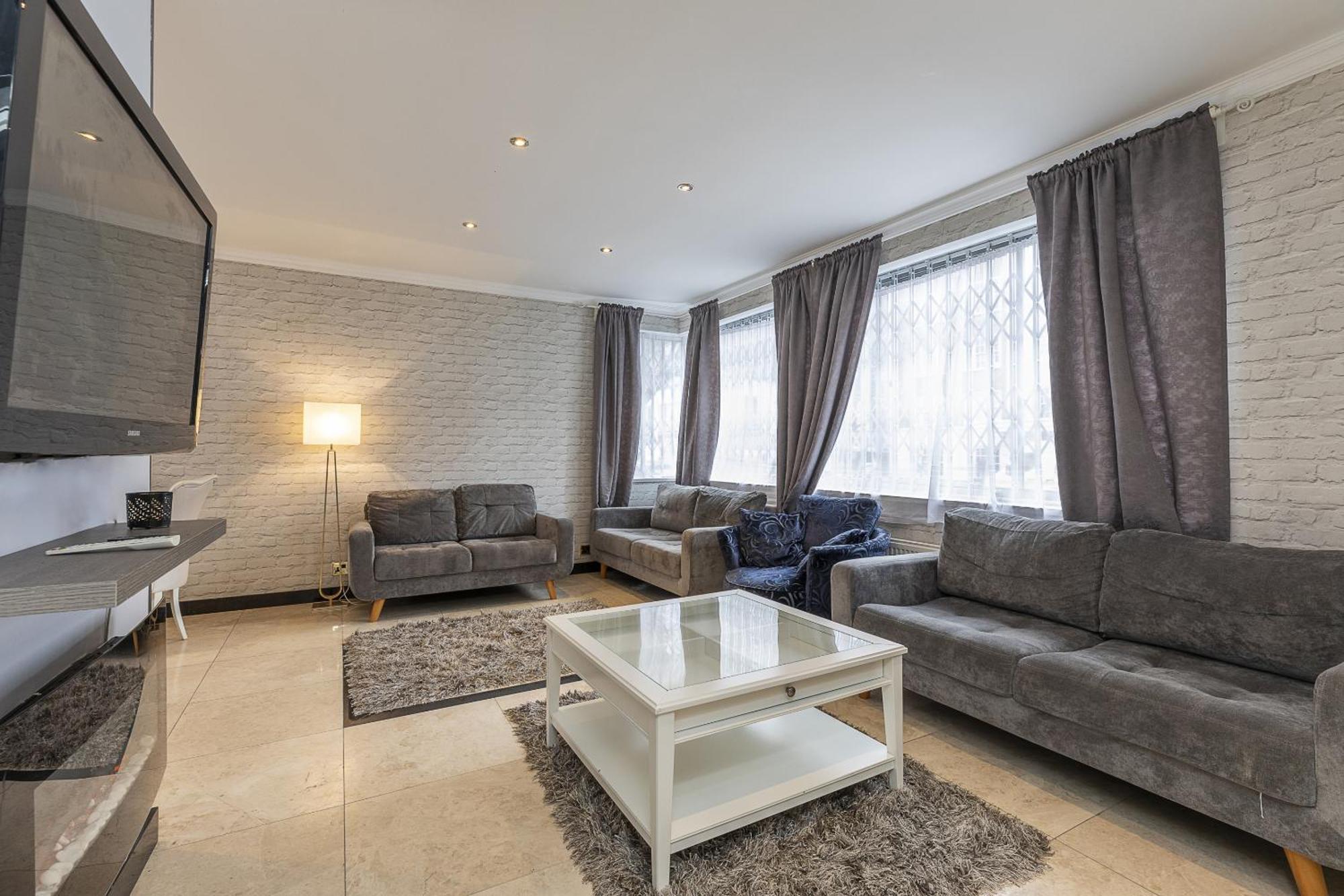 Gorgeous 4 Bedrooms Apartment Near Hyde Park And Oxford St Лондон Екстериор снимка